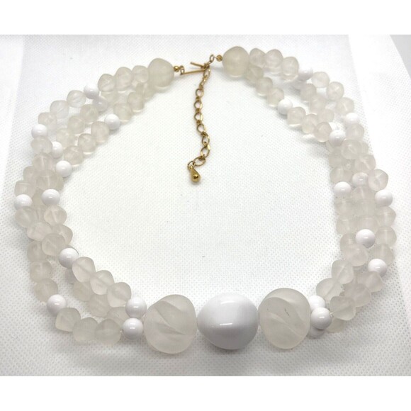 Vintage Style Frosted Clear White Plastic Beaded 2 Strand Tiered‎ 20'' Necklace - Picture 1 of 8